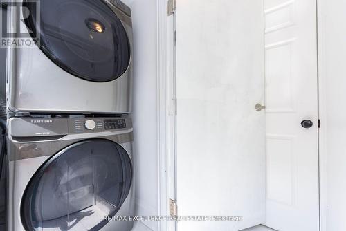 61 Drinkwater Road, Brampton, ON - Indoor Photo Showing Laundry Room