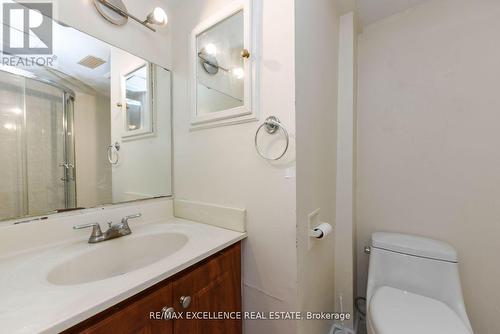 61 Drinkwater Road, Brampton, ON - Indoor Photo Showing Bathroom