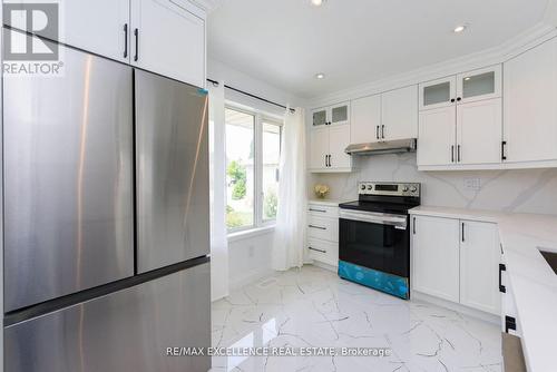 61 Drinkwater Road, Brampton, ON - Indoor Photo Showing Kitchen With Stainless Steel Kitchen