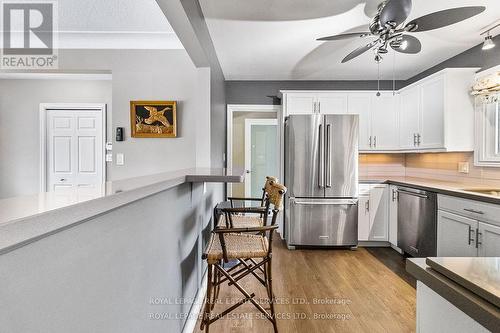 72 Richelieu Drive, St. Catharines, ON - Indoor Photo Showing Kitchen With Stainless Steel Kitchen