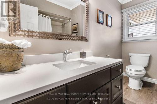 72 Richelieu Drive, St. Catharines, ON - Indoor Photo Showing Bathroom