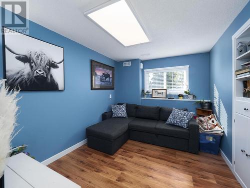 8336 Cantle Drive, Prince George, BC - Indoor Photo Showing Living Room