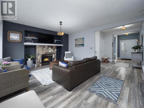 7174 Westgate Avenue, Prince George, BC - Indoor Photo Showing Living Room With Fireplace