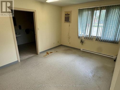 179 Mill Street, North Middlesex (Parkhill), ON - Indoor Photo Showing Other Room