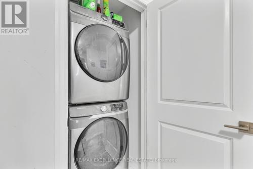 877 Edinburg Drive, Woodstock, ON - Indoor Photo Showing Laundry Room