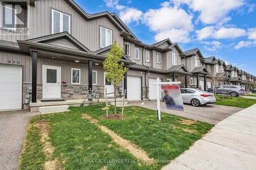 877 Edinburg Drive, Woodstock, ON - Outdoor With Facade