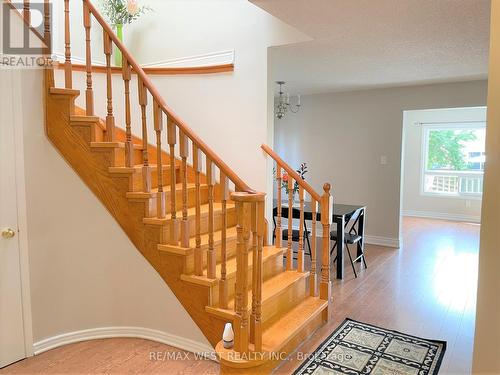 57 Ponymeadow Terrace, Toronto, ON - Indoor Photo Showing Other Room