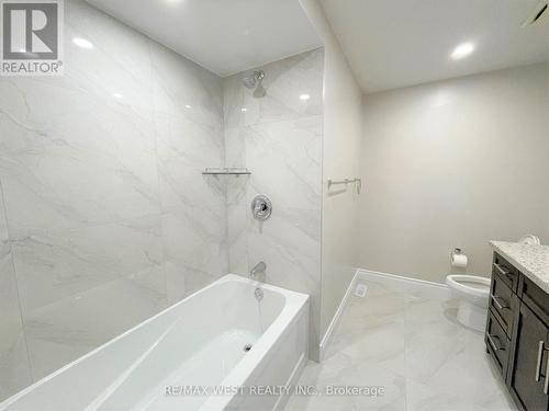 57 Ponymeadow Terrace, Toronto, ON - Indoor Photo Showing Bathroom