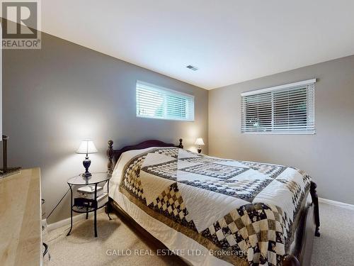 394 Glad Park Avenue, Whitchurch-Stouffville, ON - Indoor Photo Showing Bedroom