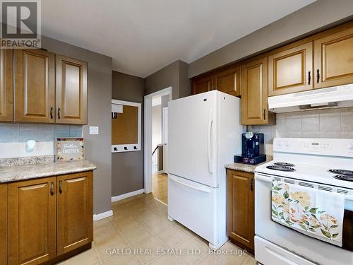 394 Glad Park Avenue, Whitchurch-Stouffville, ON - Indoor Photo Showing Kitchen