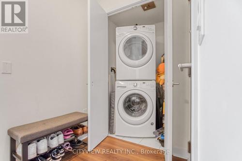 3501 - 3975 Grand Park Drive, Mississauga, ON - Indoor Photo Showing Laundry Room