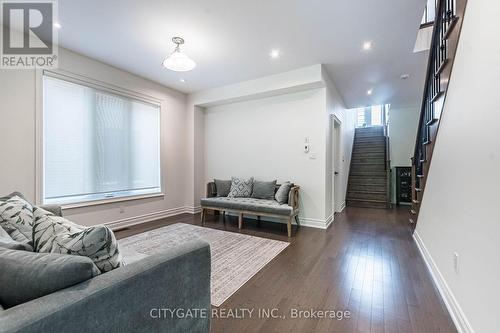 44 Elysian Fields Circle, Brampton, ON - Indoor