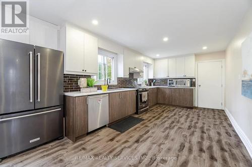 15075 Humberstation Road, Caledon, ON - Indoor Photo Showing Kitchen With Stainless Steel Kitchen With Double Sink