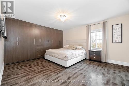 15075 Humberstation Road, Caledon, ON - Indoor Photo Showing Bedroom