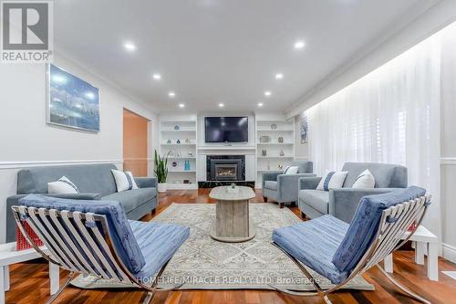 10690 Trafalgar Road, Halton Hills, ON - Indoor Photo Showing Living Room With Fireplace