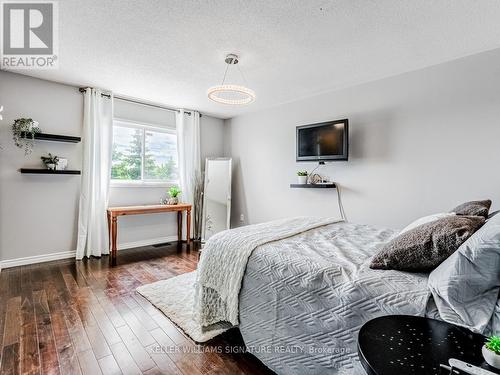 8 Thunderbird Trail, Brampton, ON - Indoor Photo Showing Bedroom