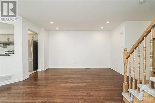 Hardwood throughout main level - 79 Locheland Crescent, Ottawa, ON - Indoor Photo Showing Other Room