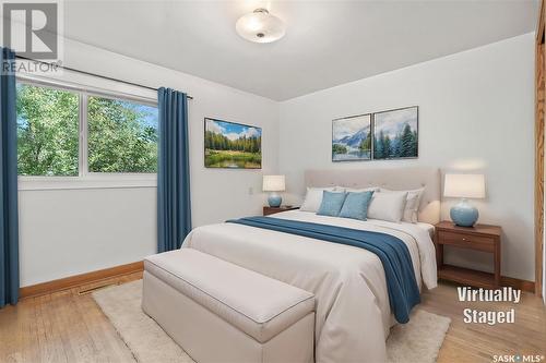 1805 Clarence Avenue S, Saskatoon, SK - Indoor Photo Showing Bedroom