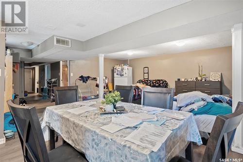 1805 Clarence Avenue S, Saskatoon, SK - Indoor Photo Showing Dining Room