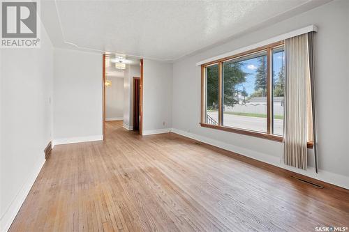 1805 Clarence Avenue S, Saskatoon, SK - Indoor Photo Showing Other Room