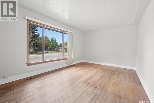 1805 Clarence Avenue S, Saskatoon, SK - Indoor Photo Showing Other Room