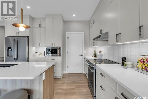 159 Leskiw Lane, Saskatoon, SK - Indoor Photo Showing Kitchen With Stainless Steel Kitchen With Upgraded Kitchen