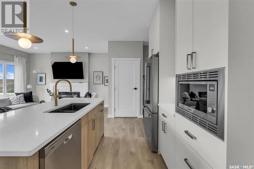 159 Leskiw Lane, Saskatoon, SK - Indoor Photo Showing Kitchen With Double Sink With Upgraded Kitchen