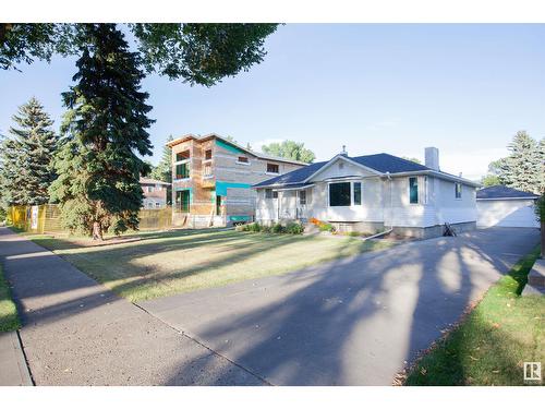 9925 82 St Nw, Edmonton, AB 