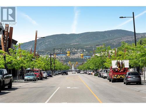 1046 Martin Avenue Unit# 3, Kelowna, BC - Outdoor With View