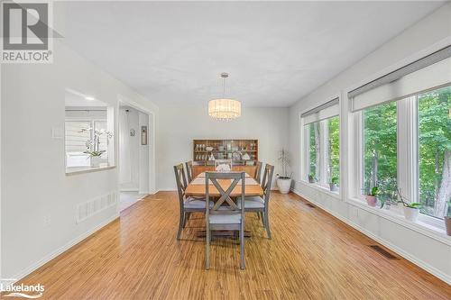 10 Musquake Court, Tiny Twp, ON - Indoor Photo Showing Dining Room