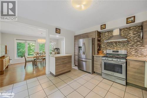 10 Musquake Court, Tiny Twp, ON - Indoor Photo Showing Kitchen