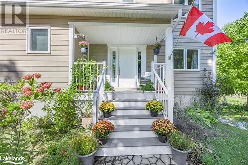 10 Musquake Court, Tiny Twp, ON - Outdoor