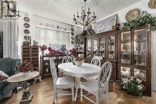 229 Huron St, Sault Ste. Marie, ON - Indoor Photo Showing Dining Room