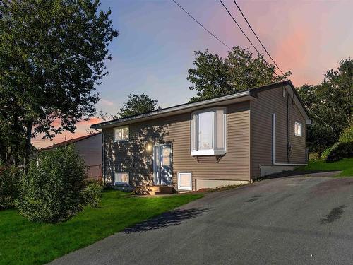 207 Smokey Drive, Lower Sackville, NS 