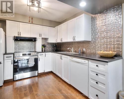 51 - 20 Paulander Drive, Kitchener, ON - Indoor Photo Showing Kitchen