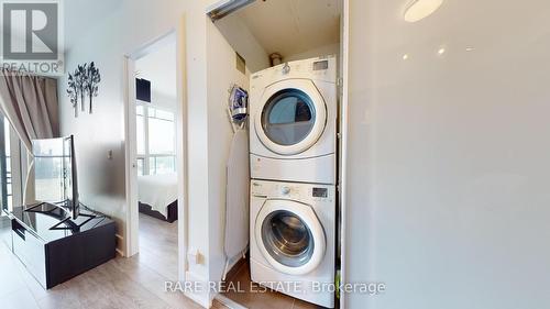 4102 - 300 Front Street W, Toronto, ON - Indoor Photo Showing Laundry Room