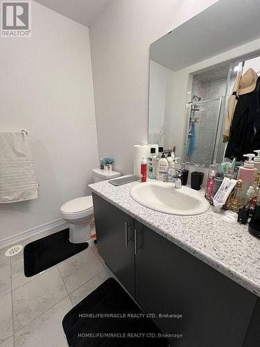 1130 Lockie Drive, Oshawa, ON - Indoor Photo Showing Bathroom