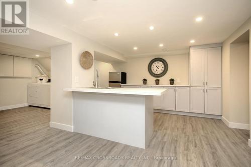 5 Independence Drive, Toronto, ON - Indoor Photo Showing Kitchen