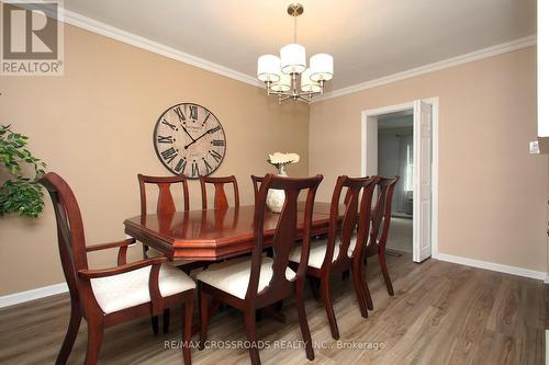 5 Independence Drive, Toronto, ON - Indoor Photo Showing Dining Room