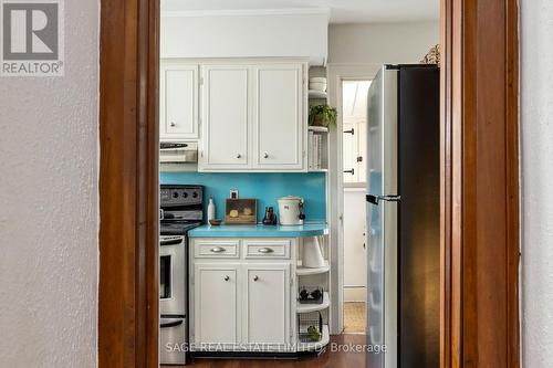 1010 Greenwood Avenue, Toronto, ON - Indoor Photo Showing Kitchen