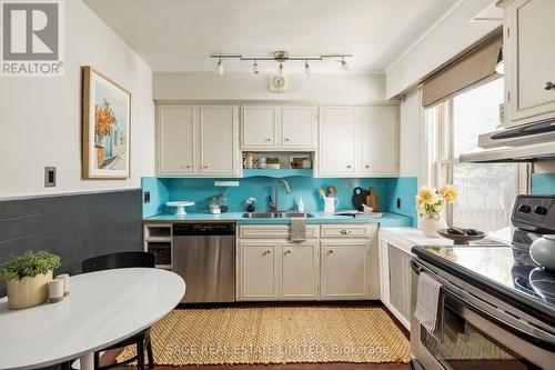 1010 Greenwood Avenue, Toronto, ON - Indoor Photo Showing Kitchen