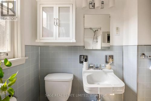 1010 Greenwood Avenue, Toronto, ON - Indoor Photo Showing Bathroom