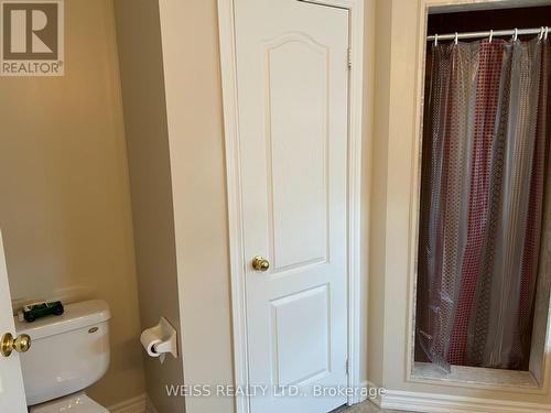 503 Simcoe Road, Bradford West Gwillimbury, ON - Indoor Photo Showing Bathroom