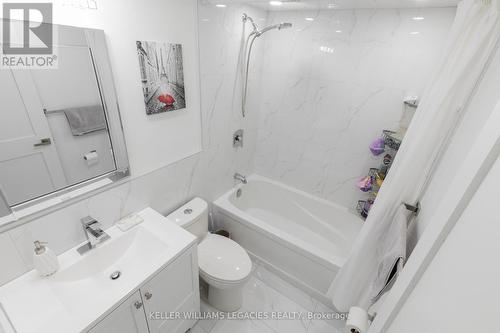 706 - 2645 Kipling Avenue, Toronto, ON - Indoor Photo Showing Bathroom