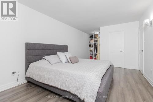 706 - 2645 Kipling Avenue, Toronto, ON - Indoor Photo Showing Bedroom