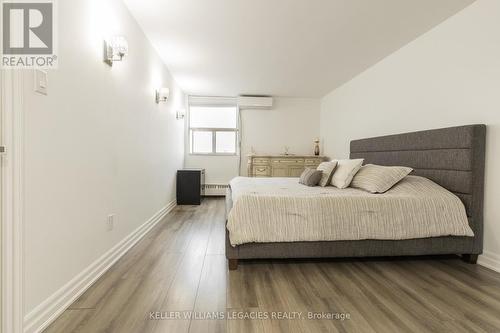 706 - 2645 Kipling Avenue, Toronto, ON - Indoor Photo Showing Bedroom