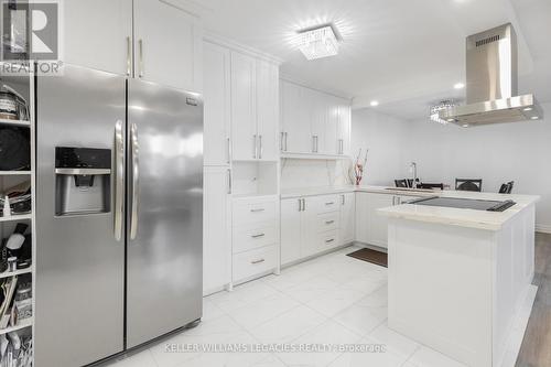 706 - 2645 Kipling Avenue, Toronto, ON - Indoor Photo Showing Kitchen