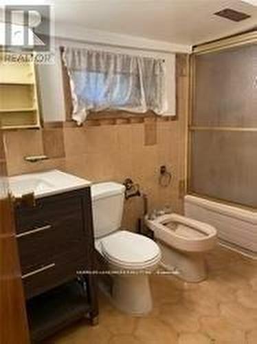 Bsmt - 12 Pendrith Street, Toronto, ON - Indoor Photo Showing Bathroom