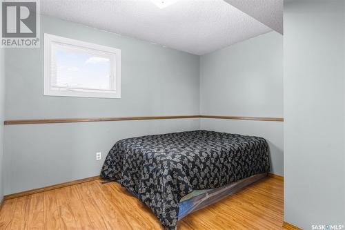 514 Hall Crescent, Saskatoon, SK - Indoor Photo Showing Bedroom