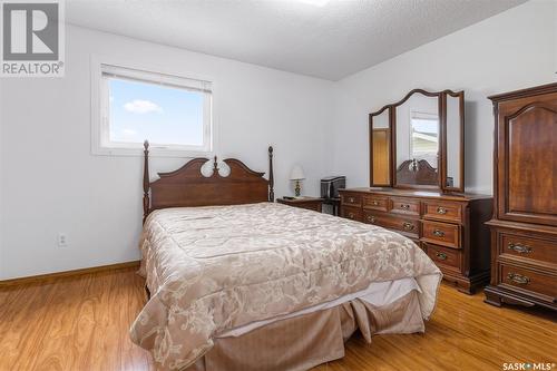 514 Hall Crescent, Saskatoon, SK - Indoor Photo Showing Bedroom